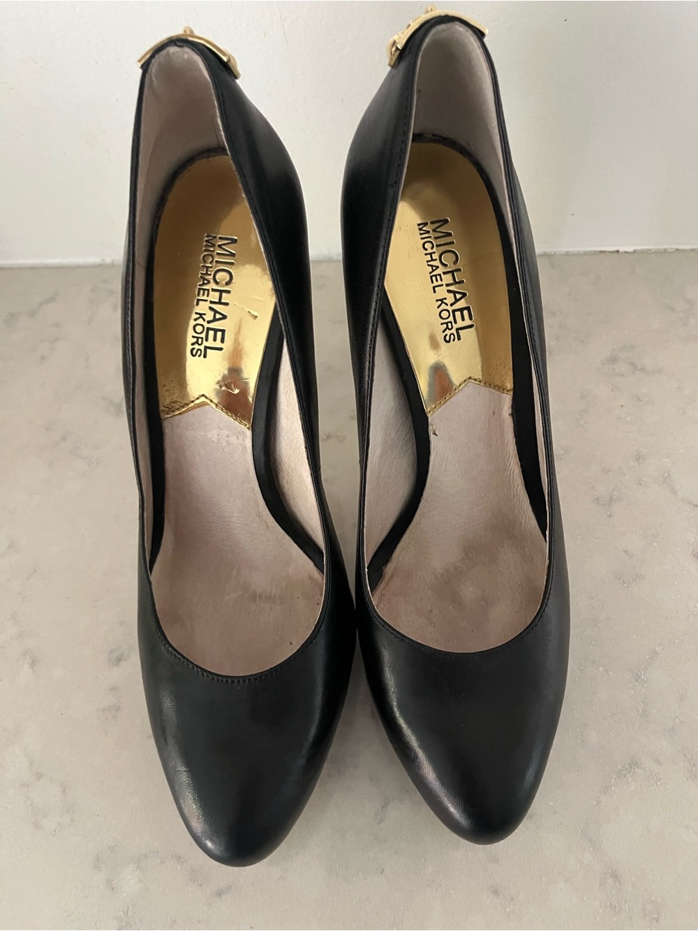 Michael Kors Black Leather High Heel Pumps Stilettos size 7.5 - Picture 3 of 10